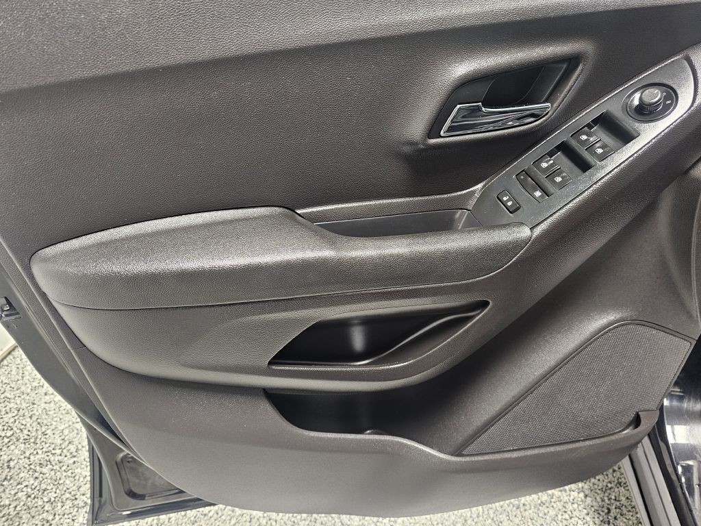 2017 Chevrolet Trax Image 8