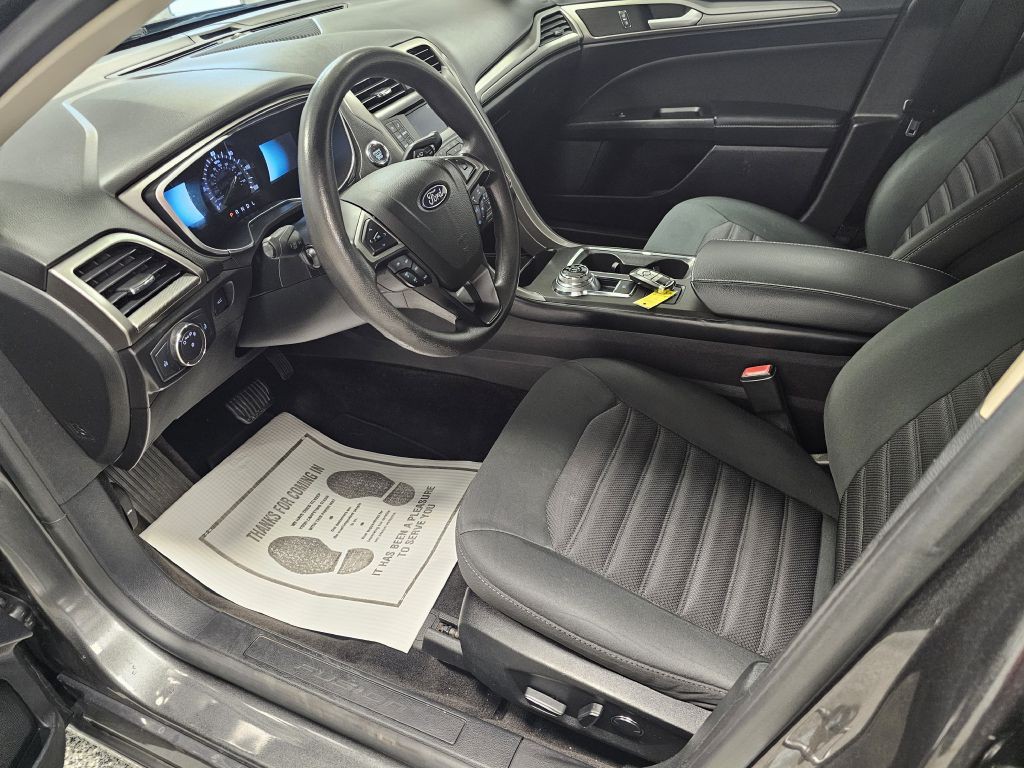 2018 Ford Fusion Image 11