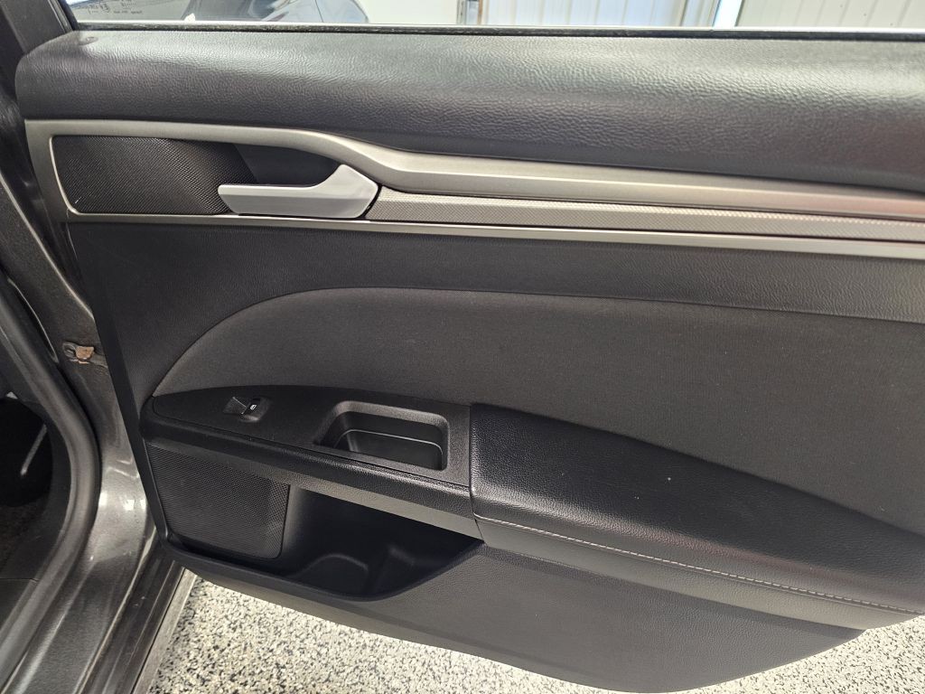 2018 Ford Fusion Image 14