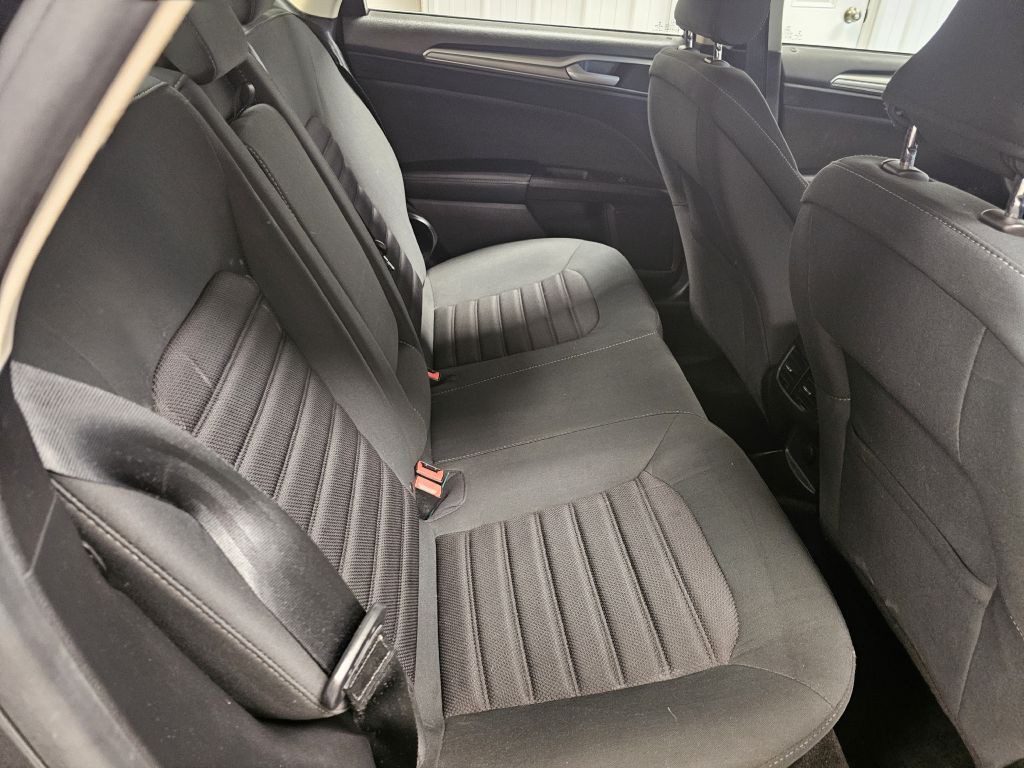 2018 Ford Fusion Image 15