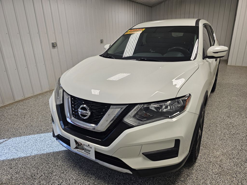 2017 Nissan Rogue Image 4