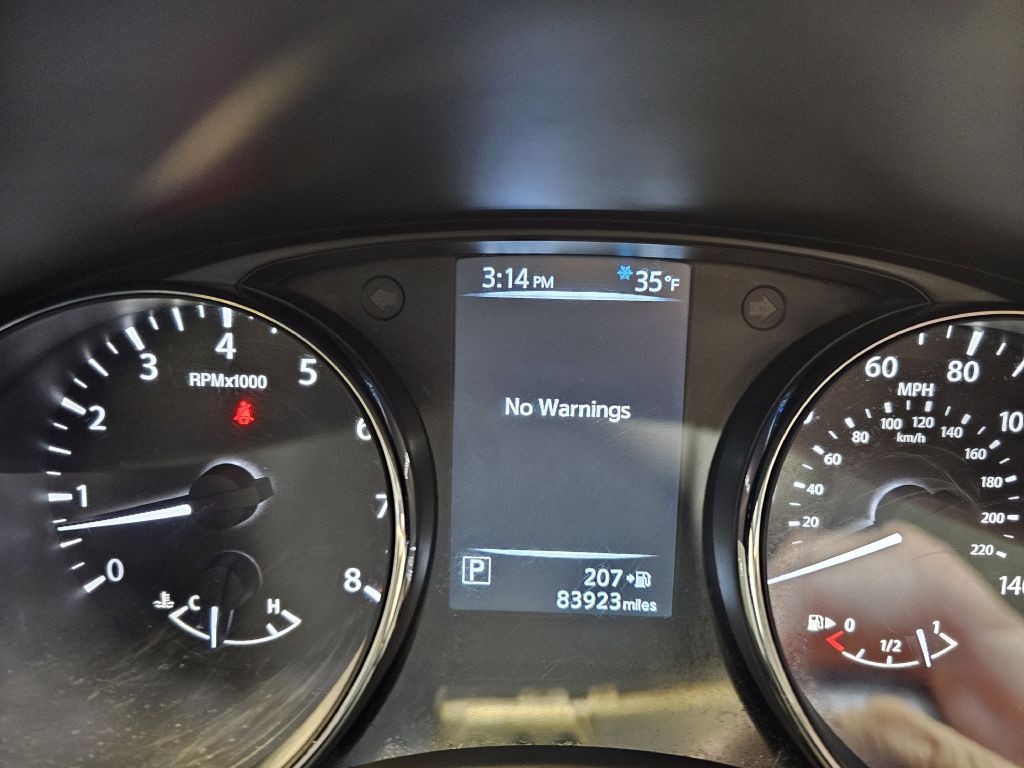 2017 Nissan Rogue Image 23