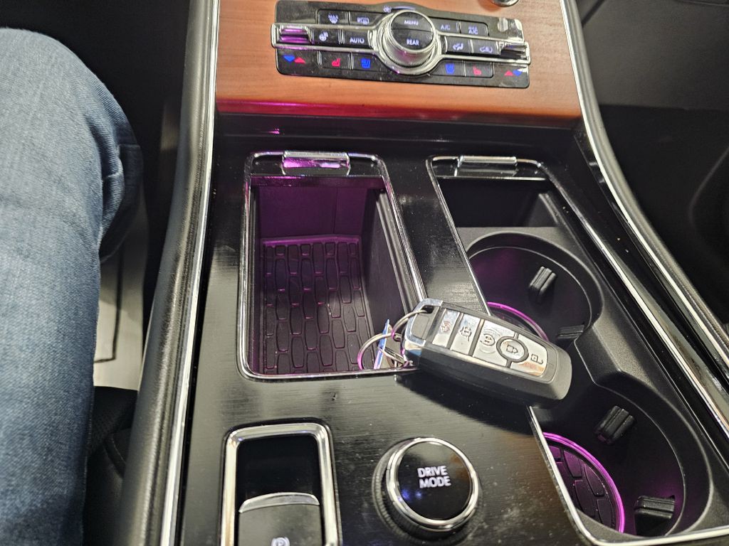 2020 Lincoln Aviator Image 27