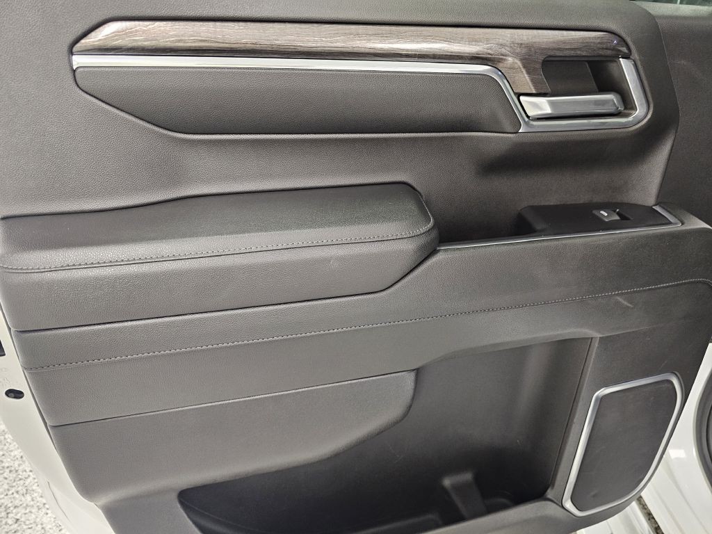 2024 Chevrolet Silverado 1500 Image 10