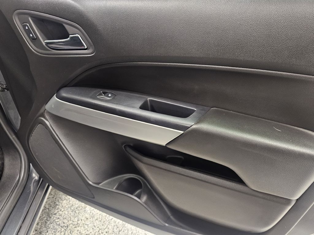 2016 Chevrolet Colorado Image 14