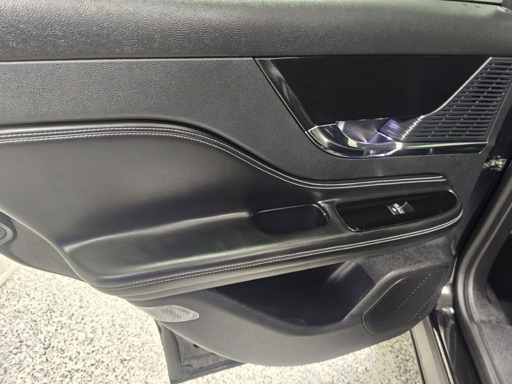 2020 Lincoln Corsair Image 12