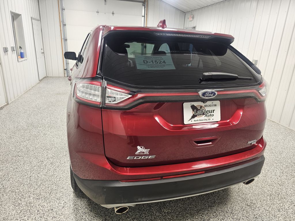 2017 Ford Edge Image 5