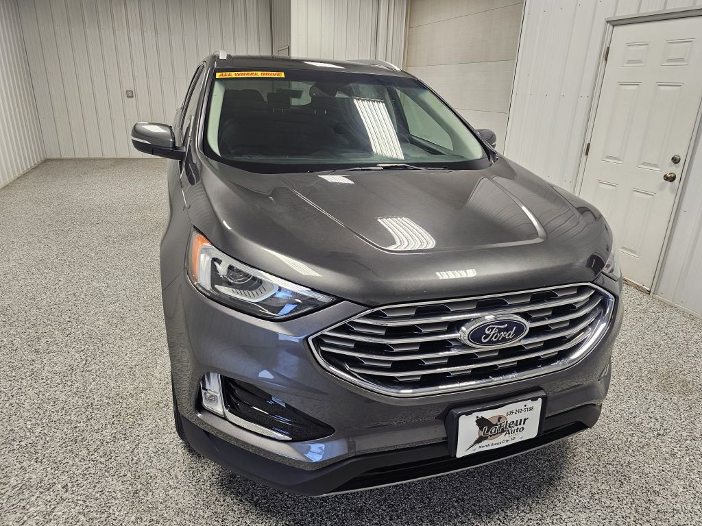2019 Ford Edge Image 3