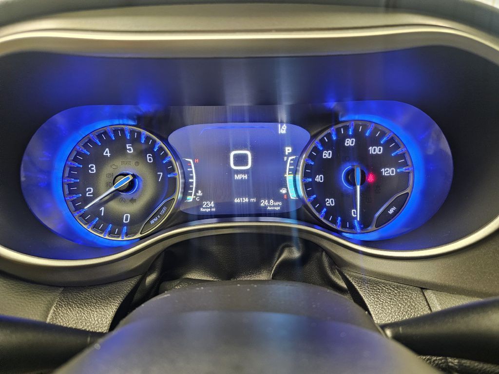 2023 Chrysler Pacifica Image 23