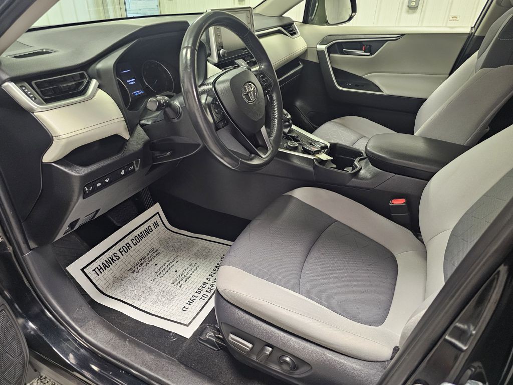 2020 Toyota Rav4 Image 10