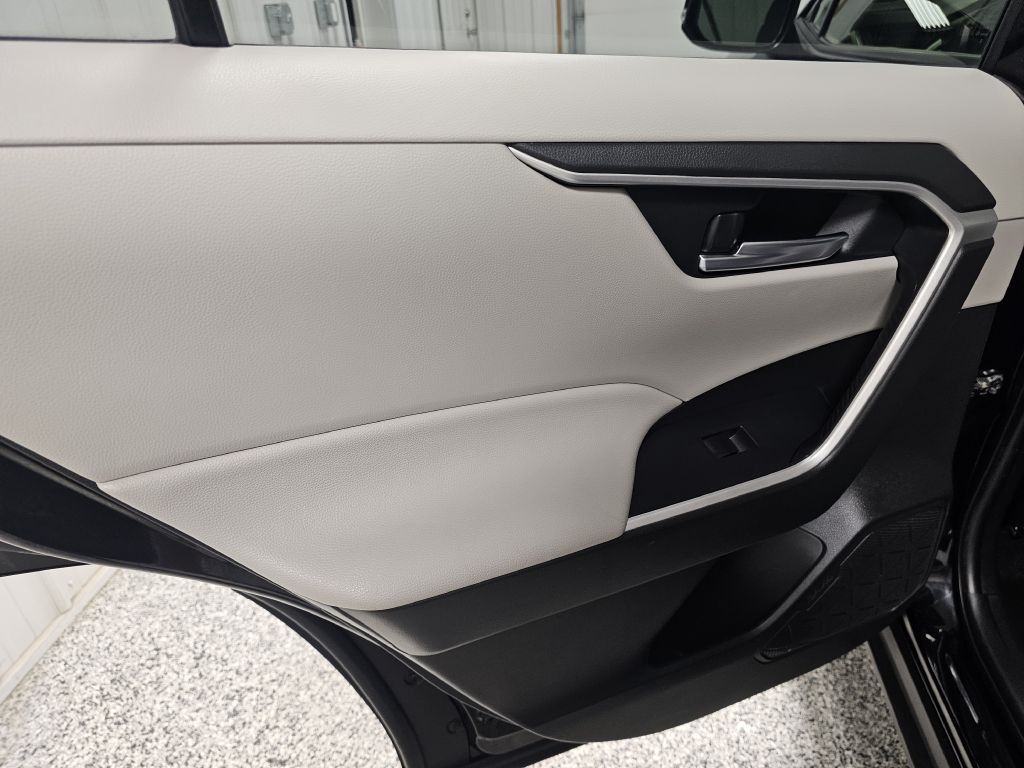 2020 Toyota Rav4 Image 11