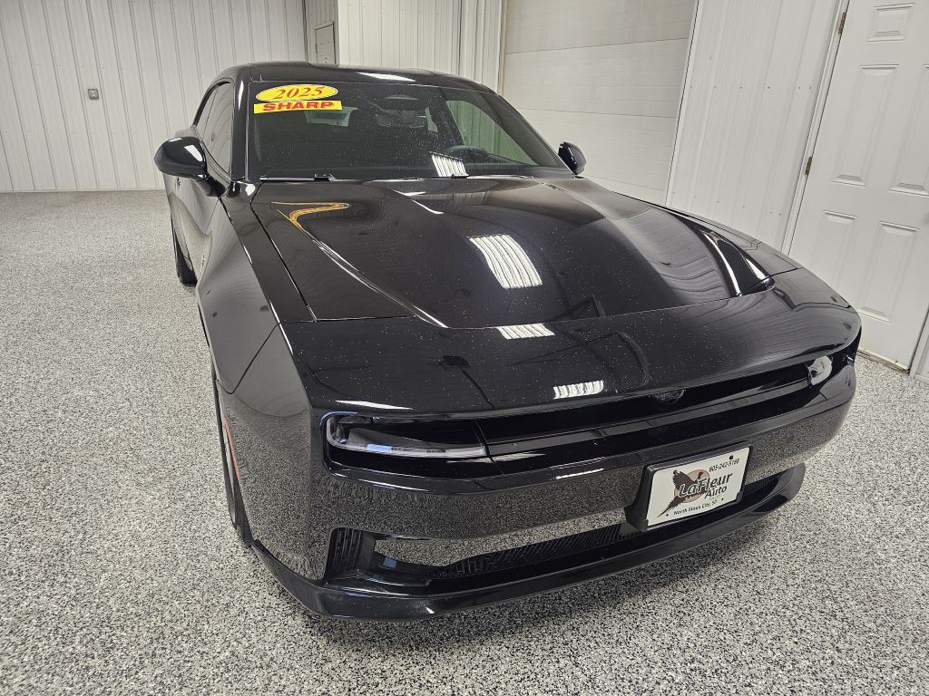 2025 Dodge Charger Image 4