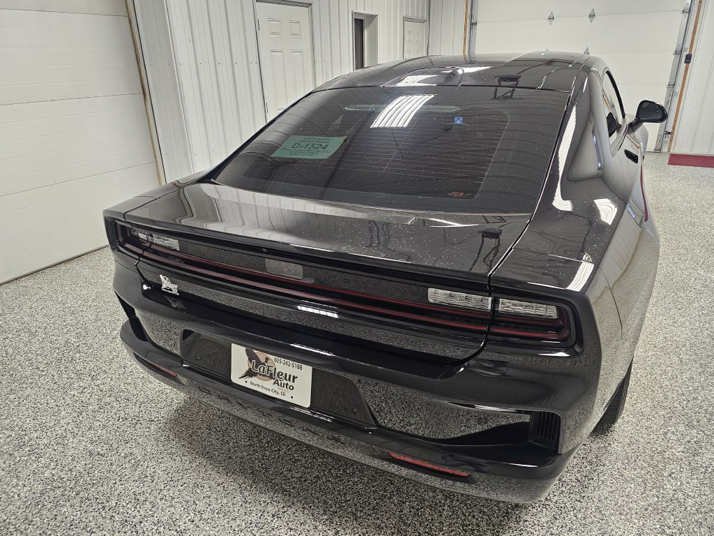 2025 Dodge Charger Image 7