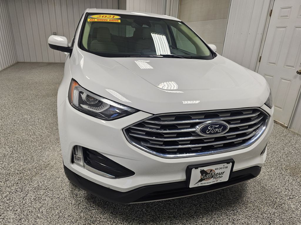 2021 Ford Edge Image 3