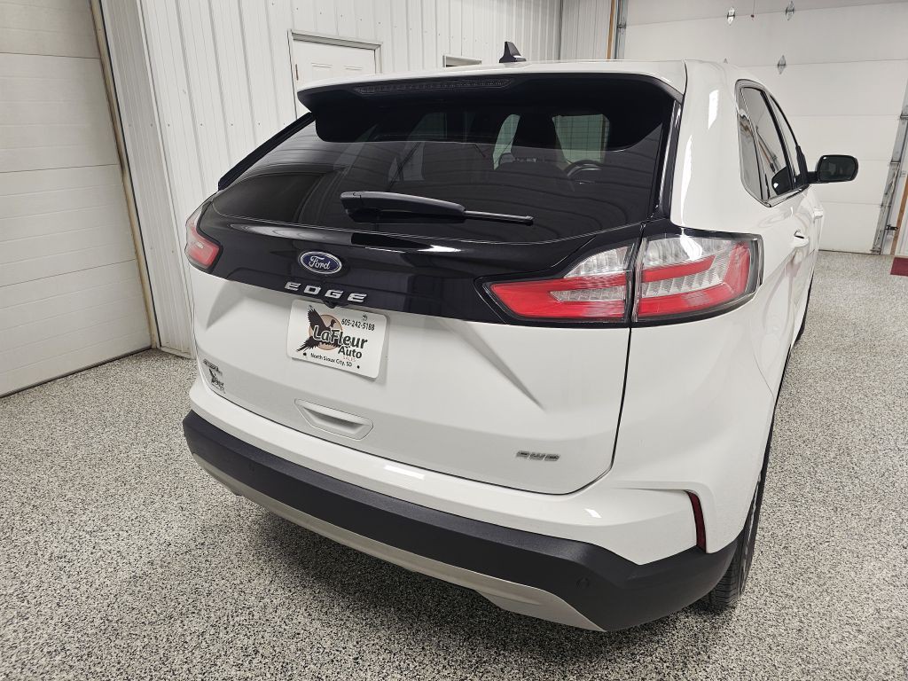 2021 Ford Edge Image 6