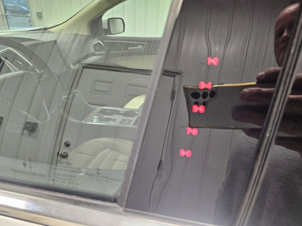 2021 Ford Edge Image 8