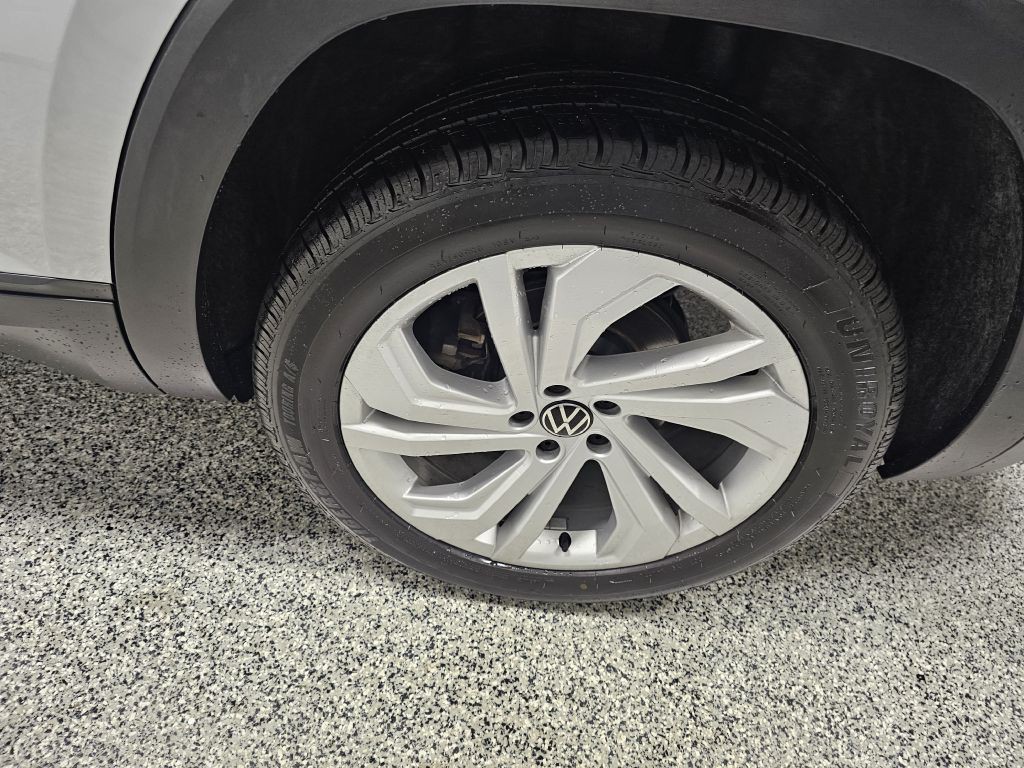 2023 Volkswagen Atlas Image 7