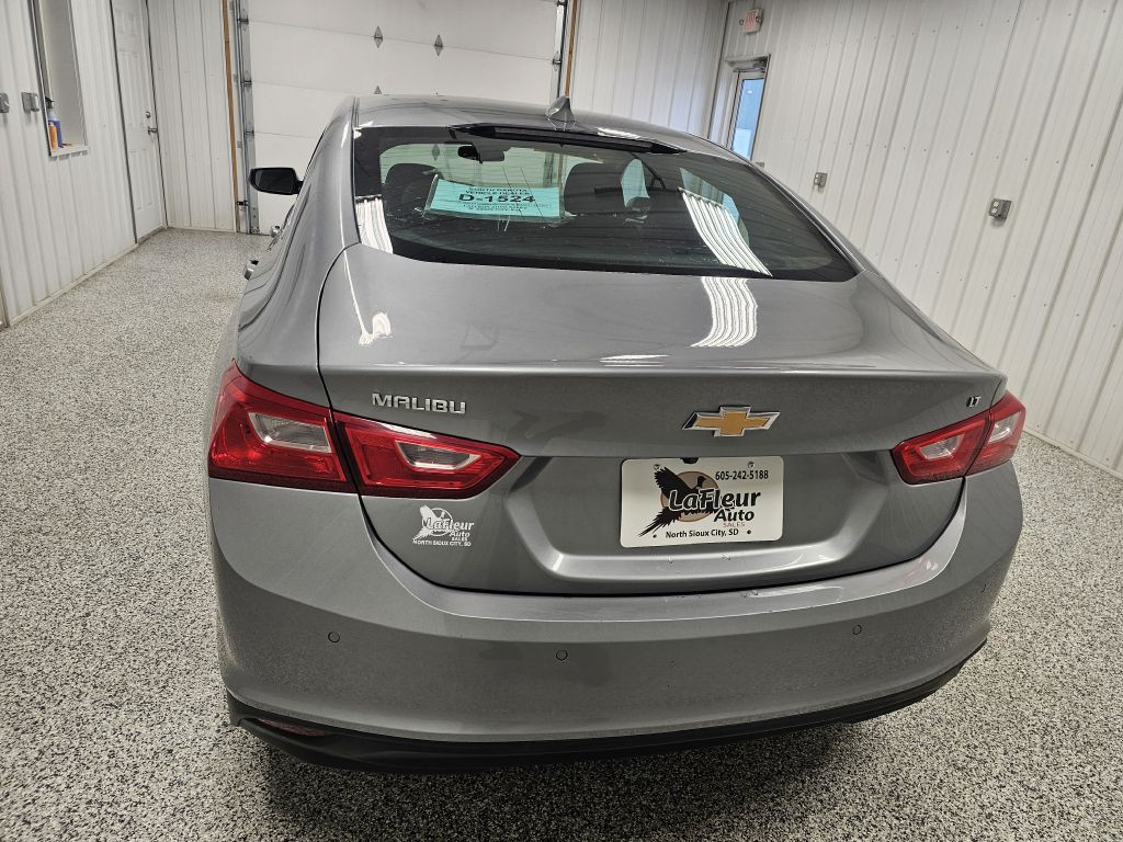 2024 Chevrolet Malibu Image 5