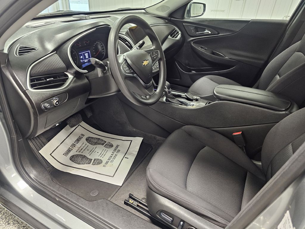 2024 Chevrolet Malibu Image 9