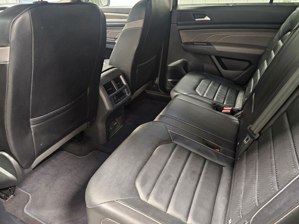 2021 Volkswagen Atlas Image 12