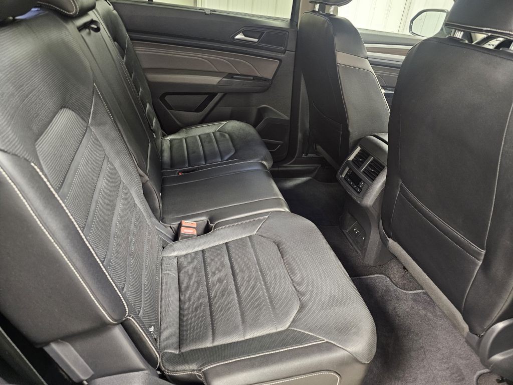 2021 Volkswagen Atlas Image 16