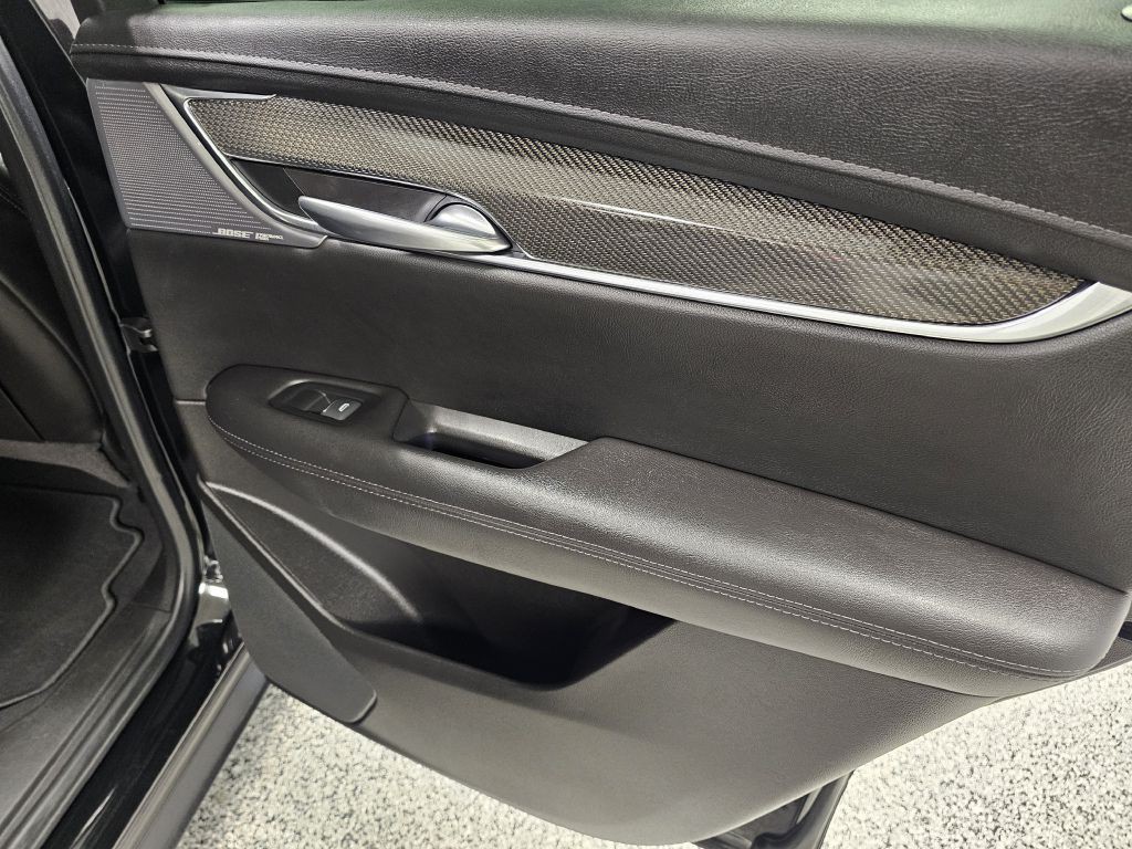 2022 Cadillac XT5 Image 14