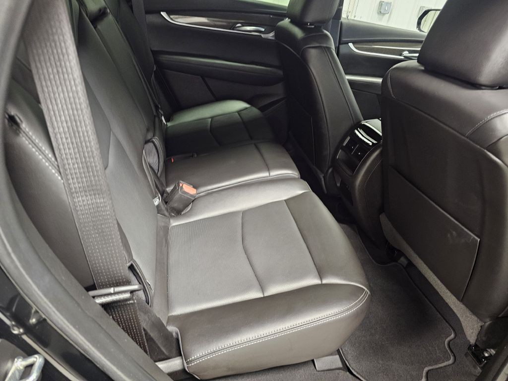 2022 Cadillac XT5 Image 15