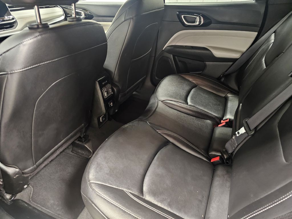 2025 Jeep Compass Image 11