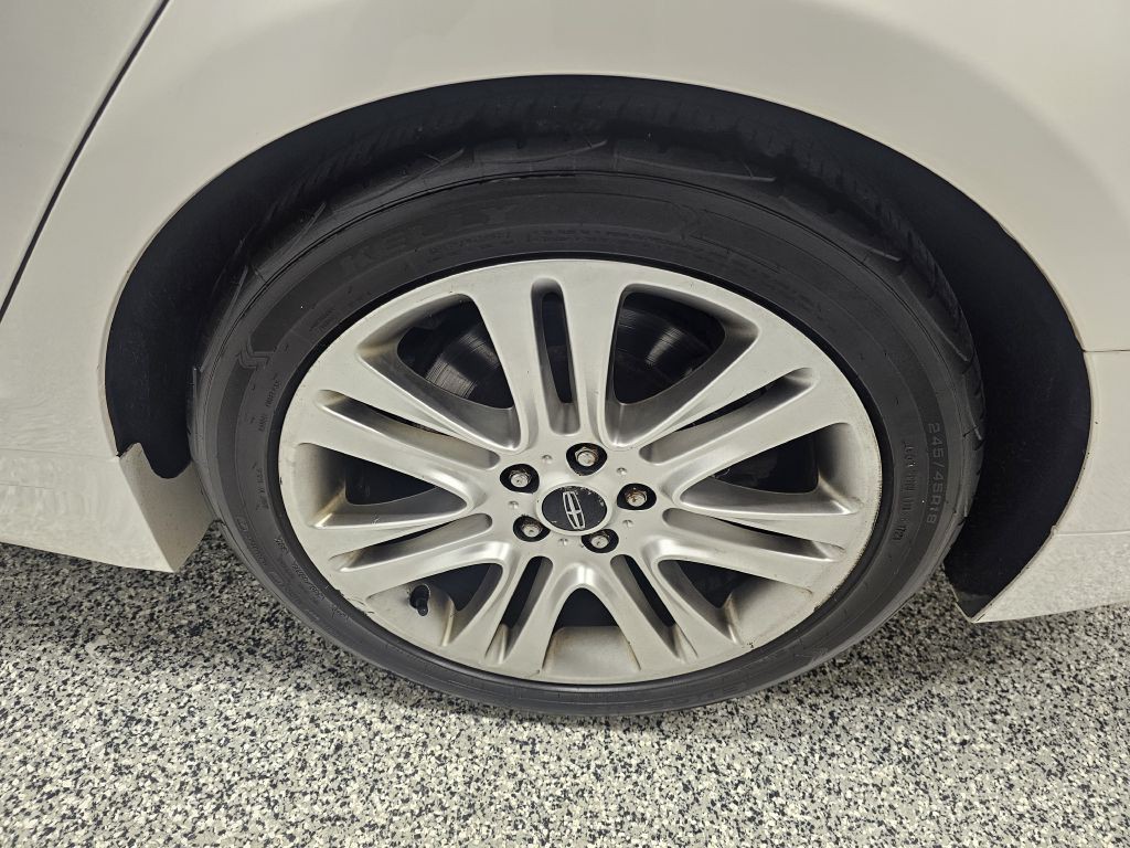 2016 Lincoln MKZ Image 7