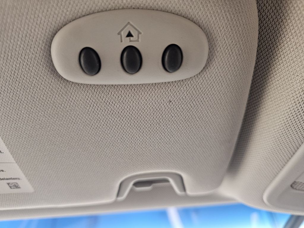 2016 Lincoln MKZ Image 21