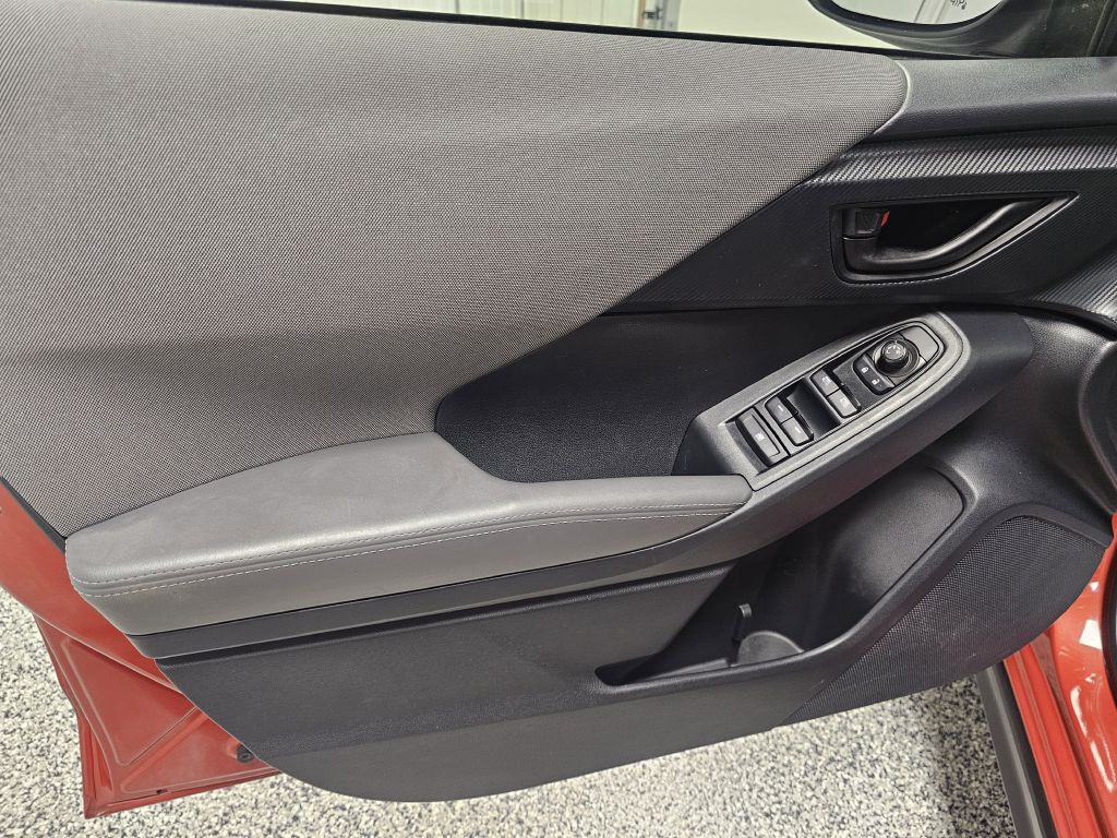 2025 Subaru Crosstrek Image 9