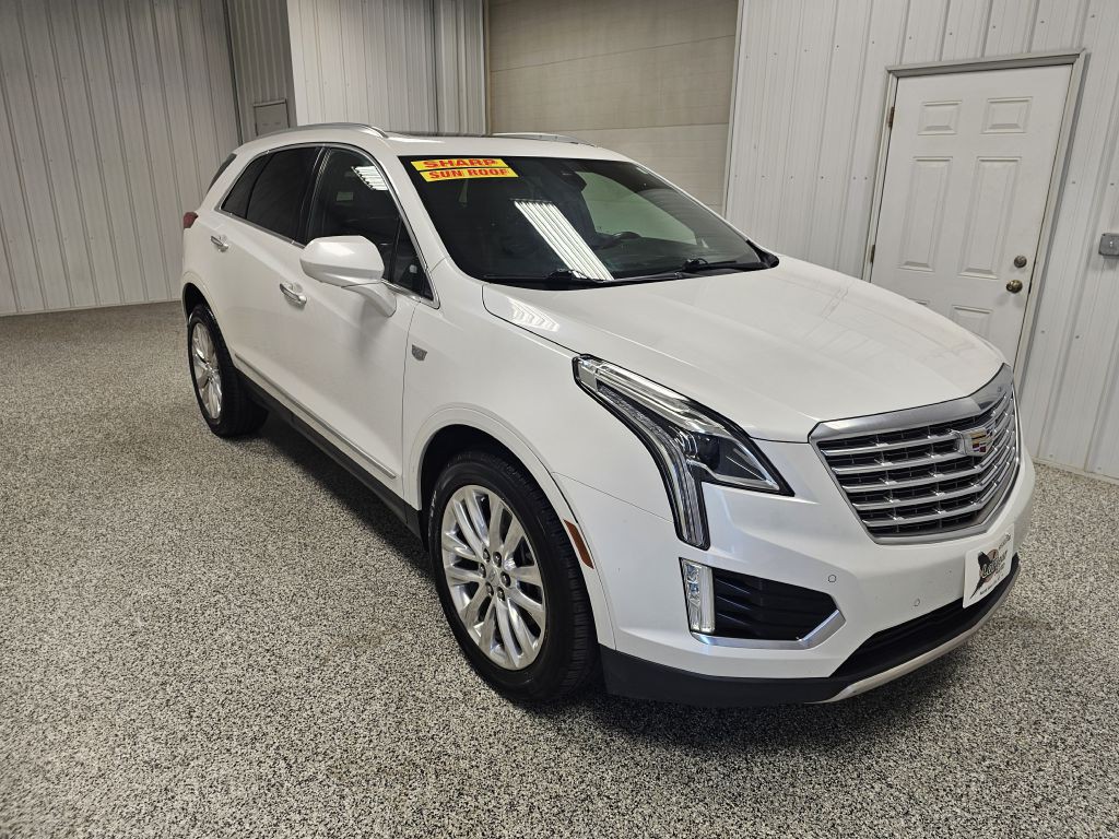 2017 Cadillac XT5 Image 2