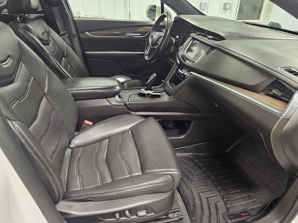 2017 Cadillac XT5 Image 17