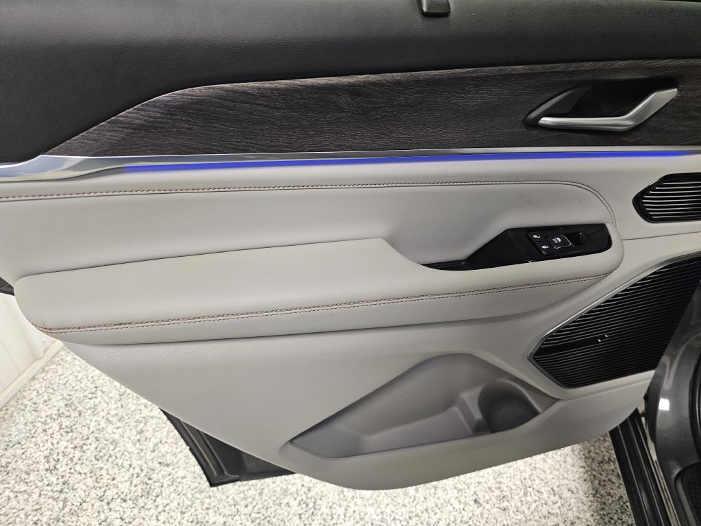 2021 Jeep Grand Cherokee Image 11