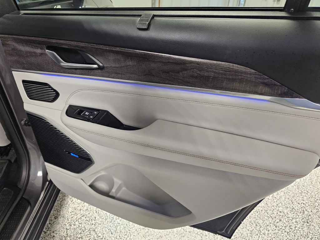 2021 Jeep Grand Cherokee Image 15