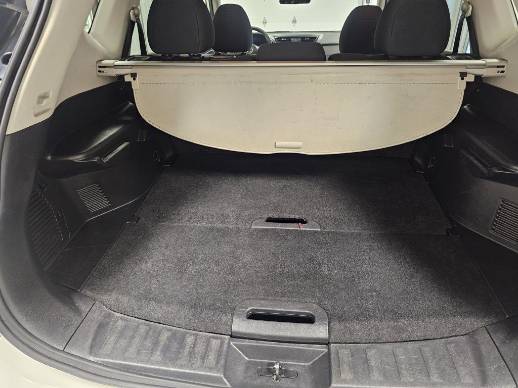 2019 Nissan Rogue Image 13