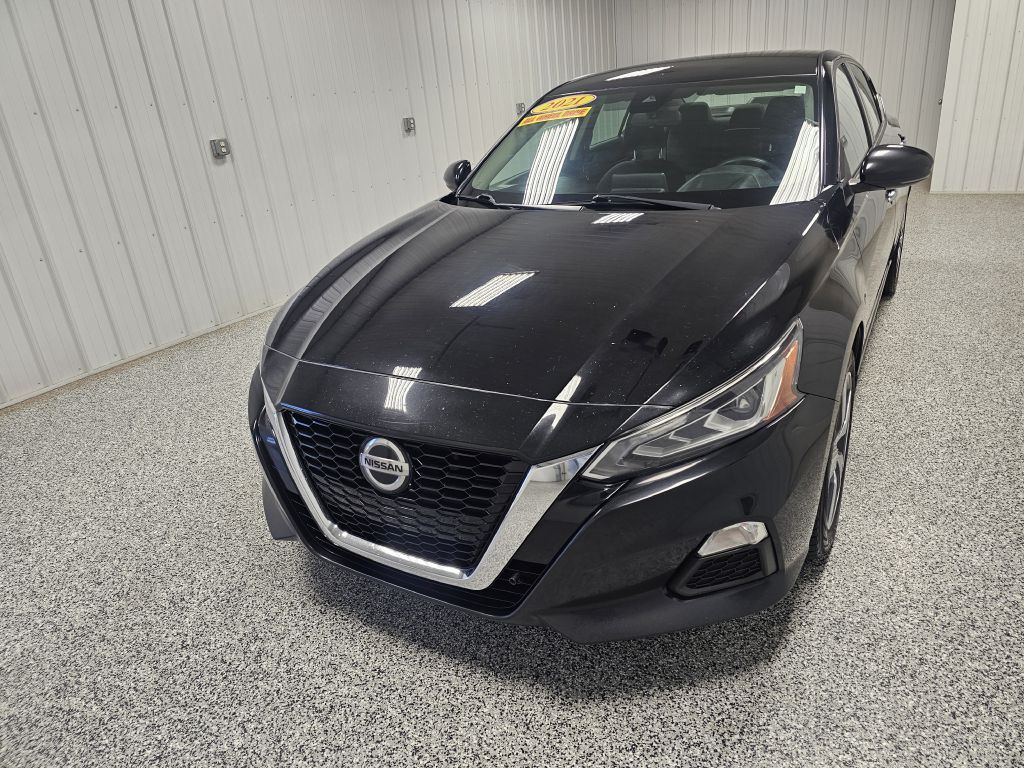 2021 Nissan Altima Image 4
