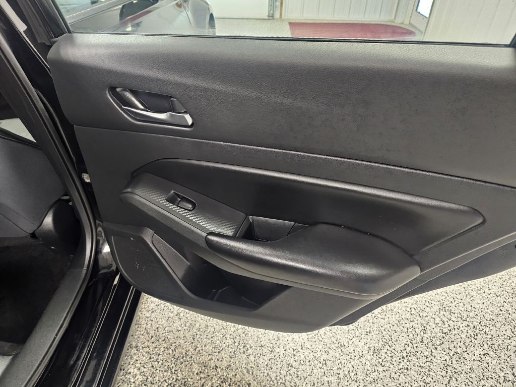 2021 Nissan Altima Image 13