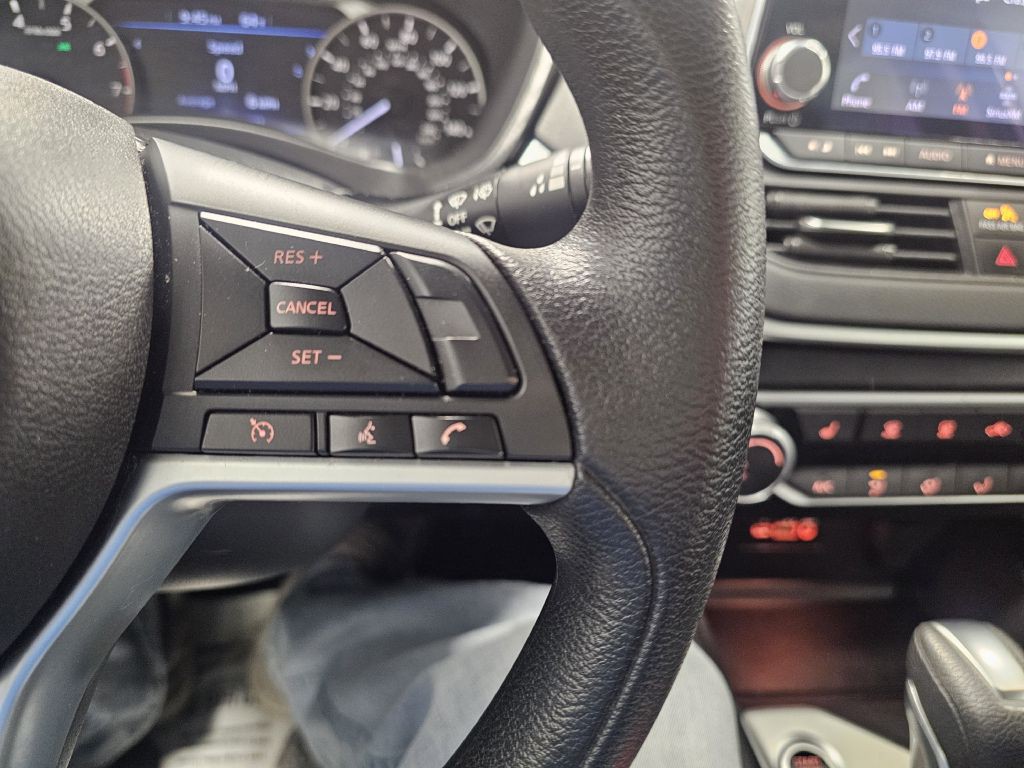 2021 Nissan Altima Image 19