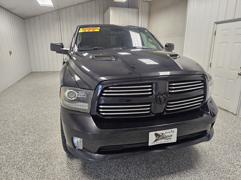 2016 RAM 1500 Image 3