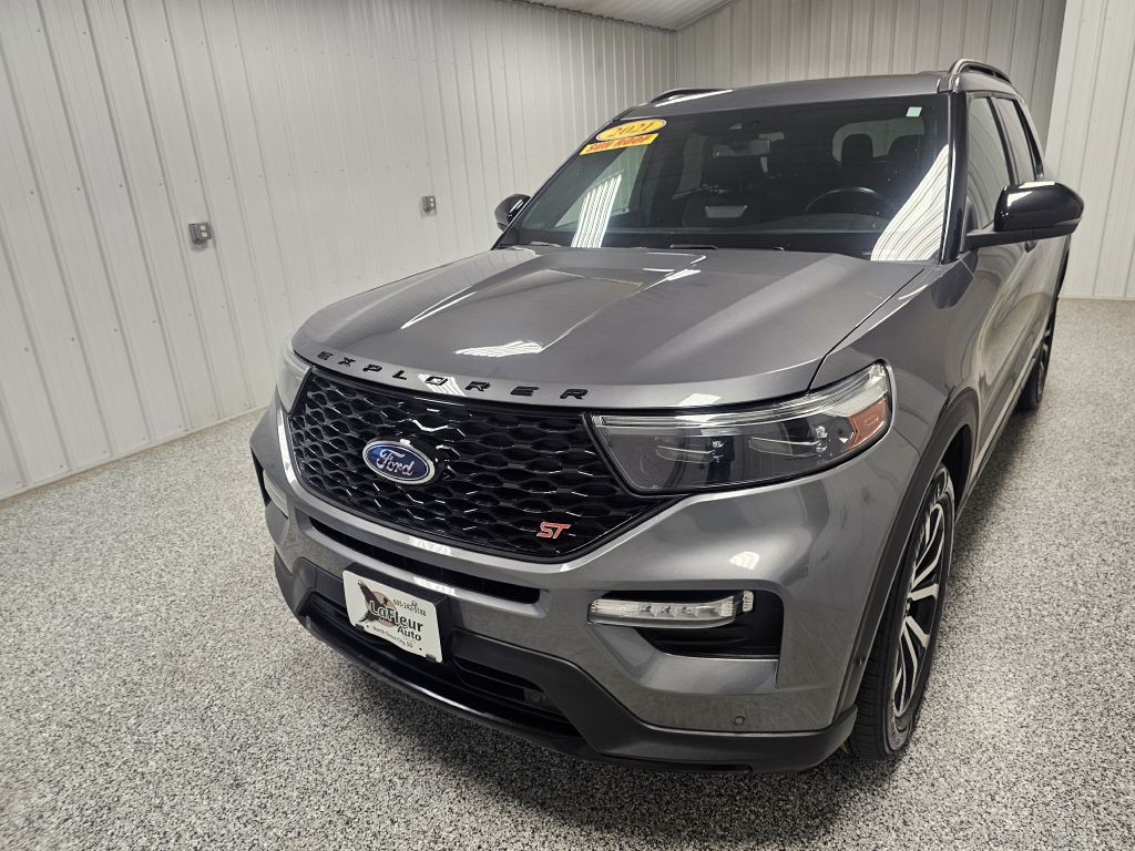 2021 Ford Explorer Image 4