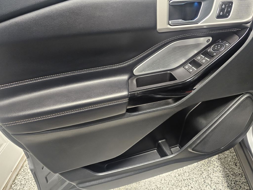 2021 Ford Explorer Image 10