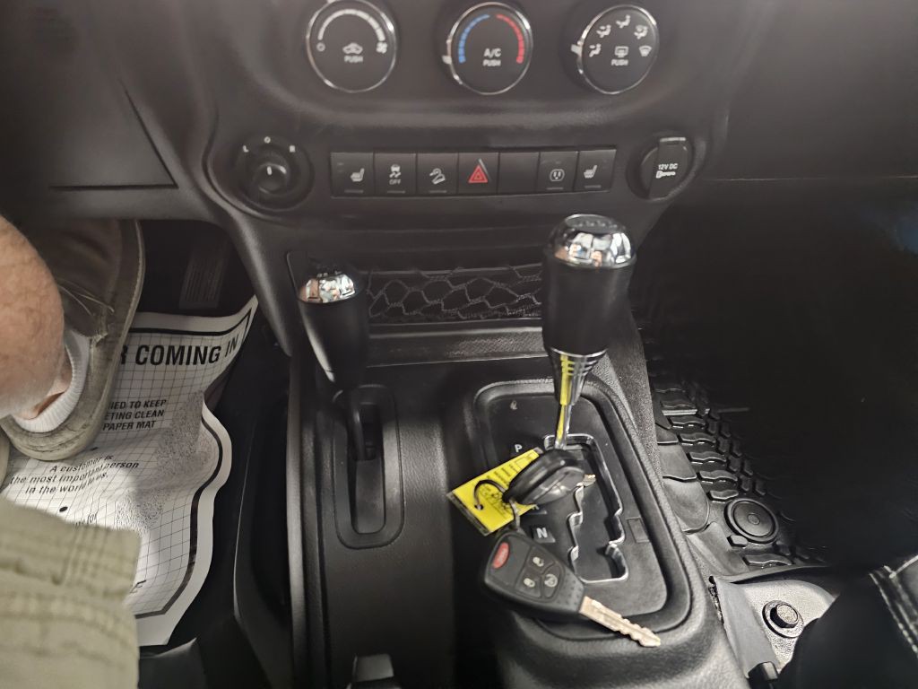 2017 Jeep Wrangler Unlimited Image 20