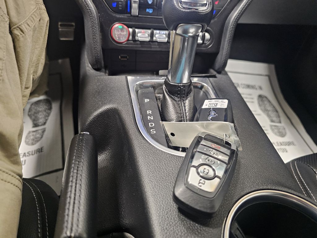 2023 Ford Mustang Image 19
