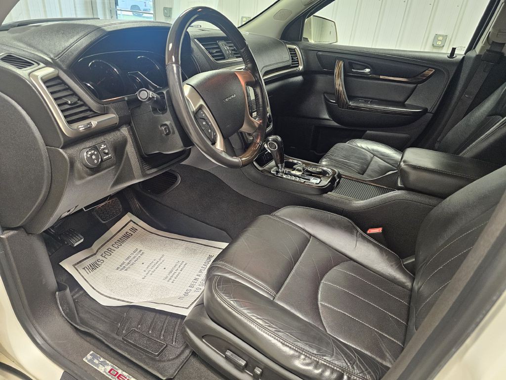 2015 GMC Acadia Image 10