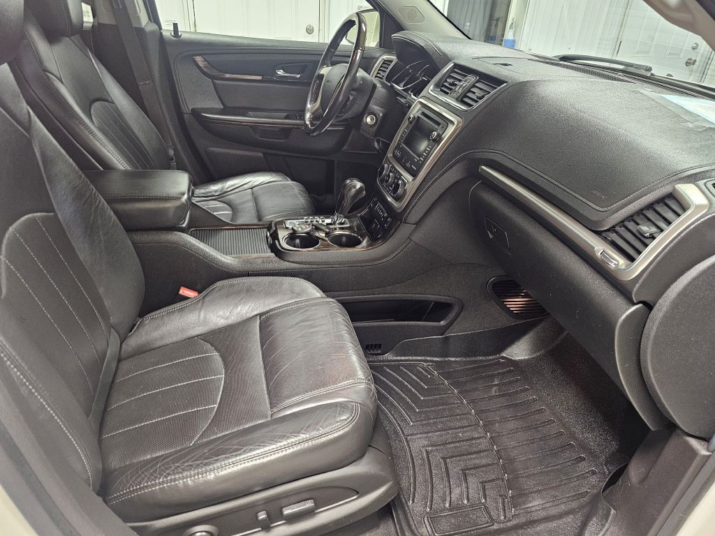 2015 GMC Acadia Image 18
