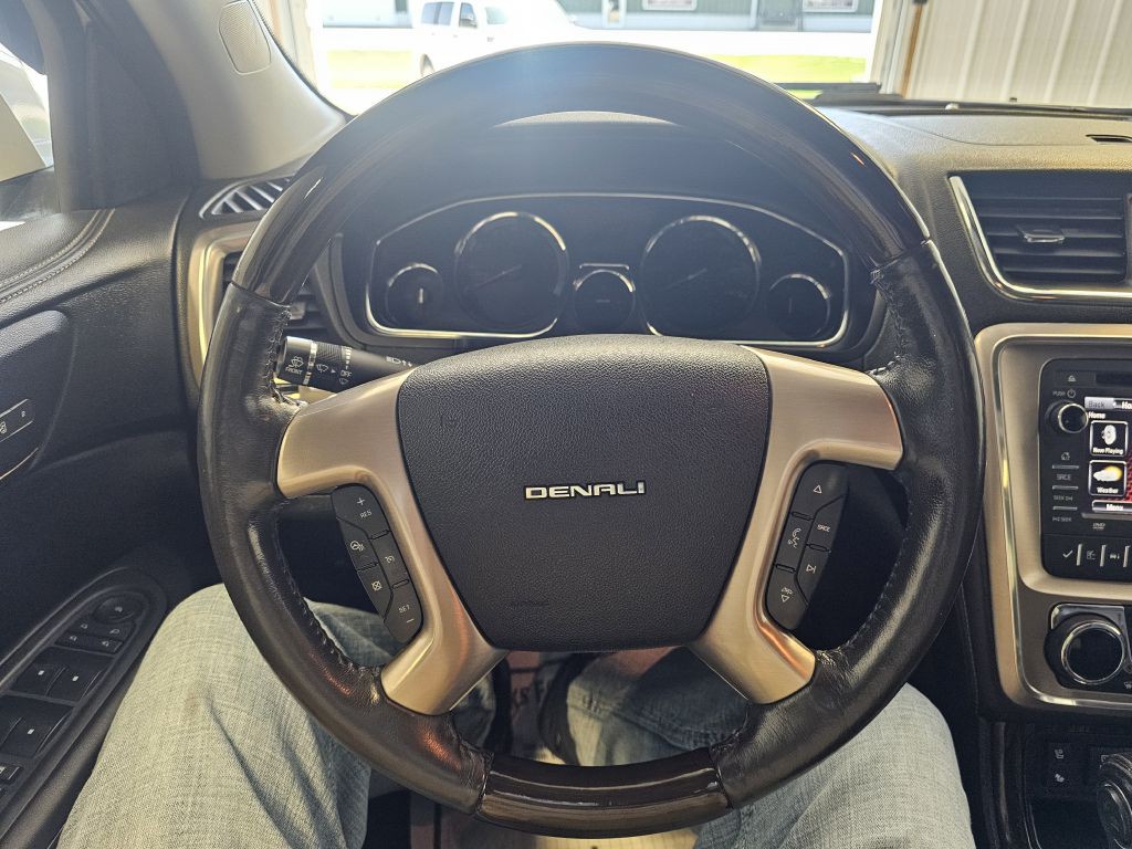 2015 GMC Acadia Image 19