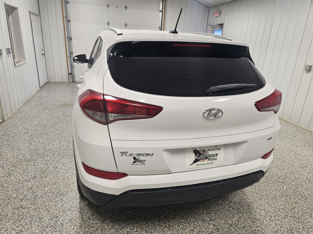 2017 Hyundai Tucson Image 5