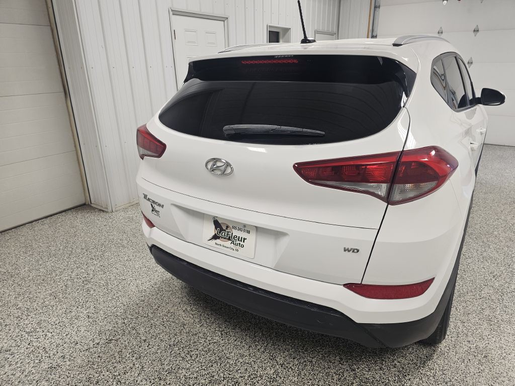 2017 Hyundai Tucson Image 6