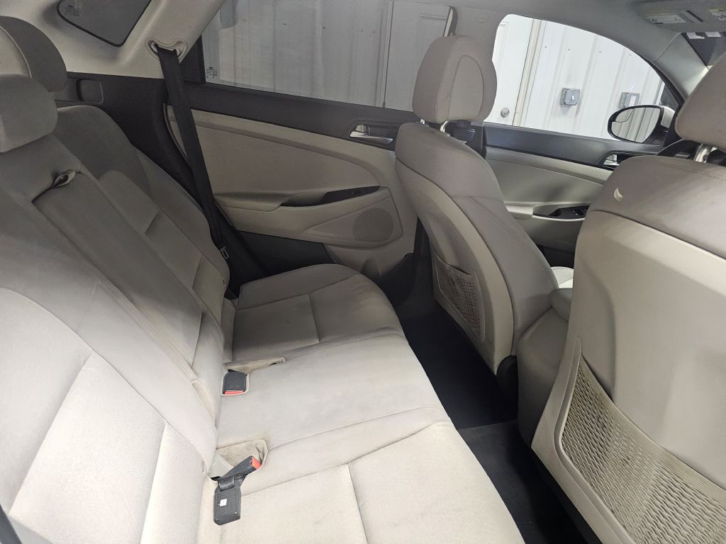 2017 Hyundai Tucson Image 13